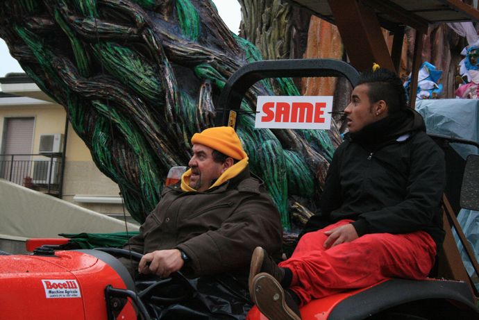 Ingrandisci la foto
